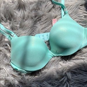 Victoria’s Secret Plunge Bra